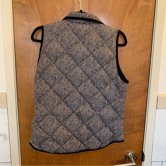 JCrew puffer vest - Picture 2 of 3
